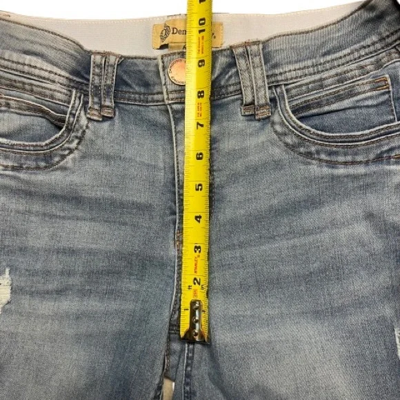 Democracy "Ab" Technology Light Wash Distressed Skinny Jeans - Picture 9 of 11